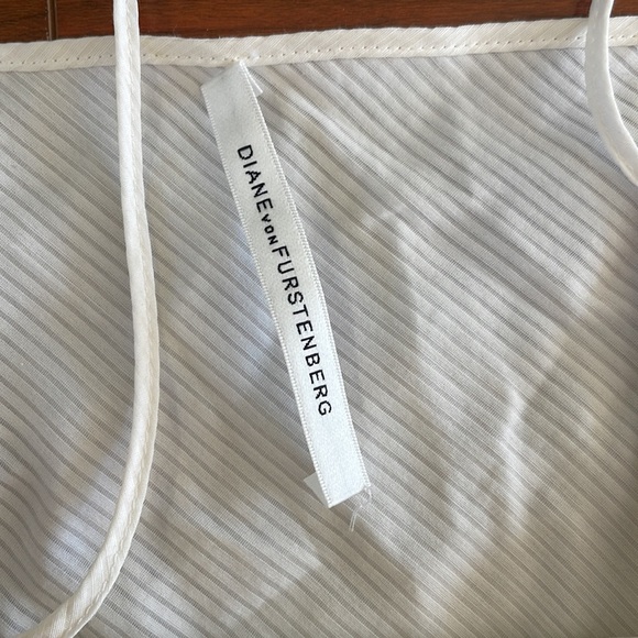 Diane von Fürstenberg White Spaghetti Strap V Neck Mini Summer Dress - Picture 4 of 7